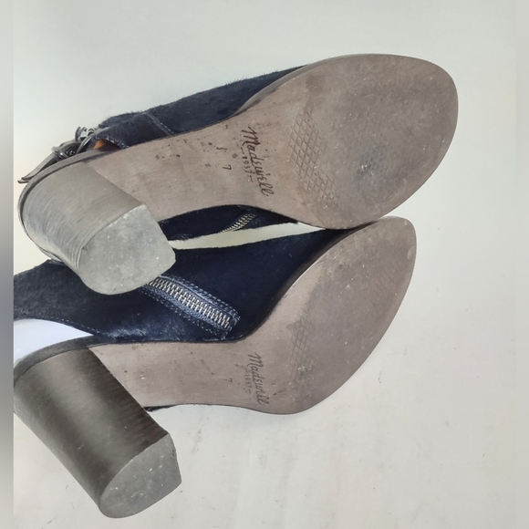 Madewell Sz 7 Ankle Bootie Boot Navy Blue Calf Hair Stacked Block 3.5" Heel - Picture 10 of 12